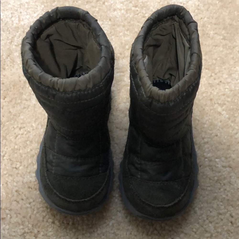 The north face snow boots